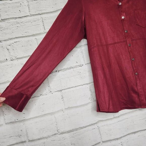 Foxcroft NYC Collared Chest Pocket Full Snap Button-Up Top Maroon Size 18 Suede - Picture 6 of 13